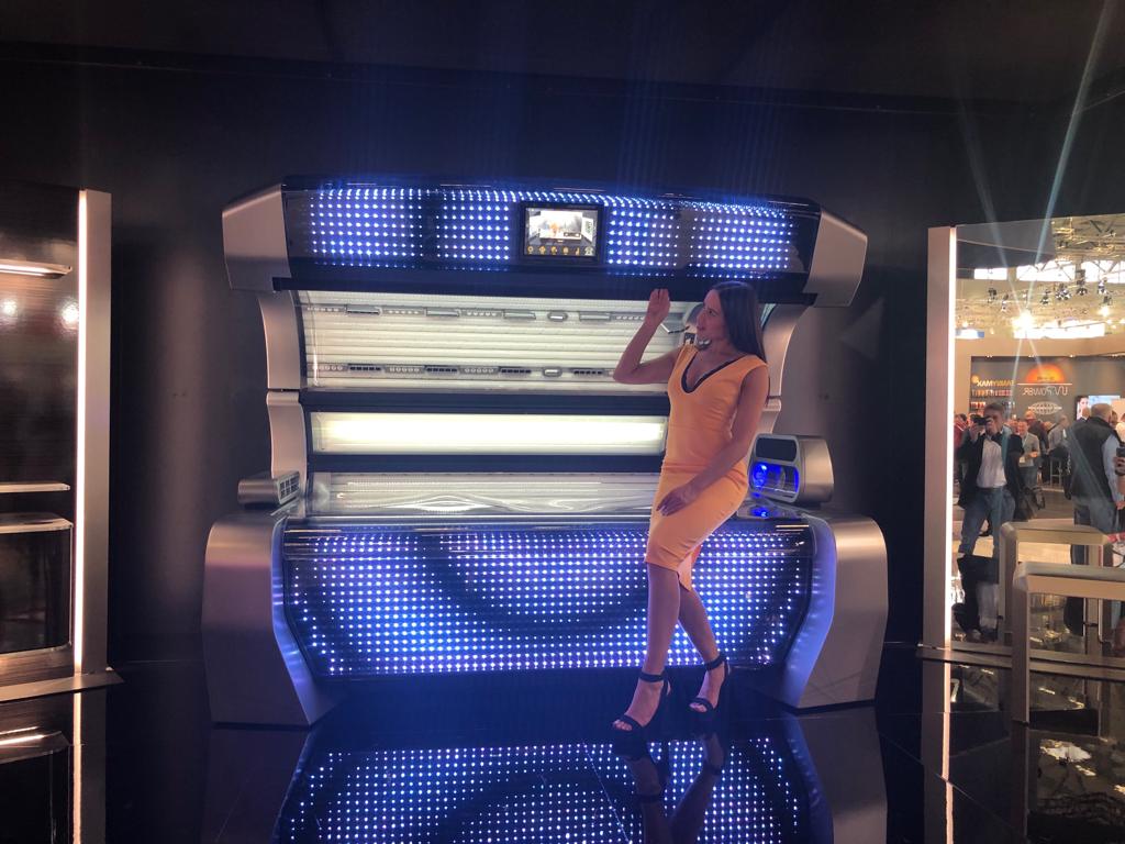 A woman showcases the megaSun p9